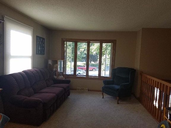 4th image of 111 4th Avenue Ct SW