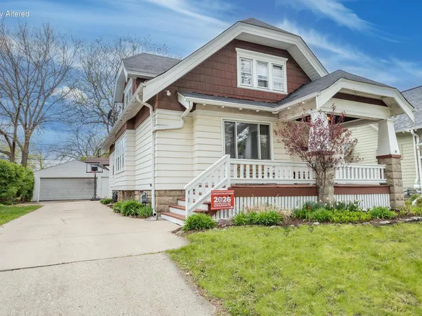 2171 N 61st STREET, Wauwatosa, WI 53213
