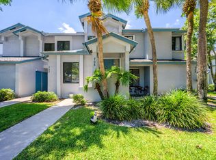708 Harbour Pointe Way, Greenacres, FL 33413