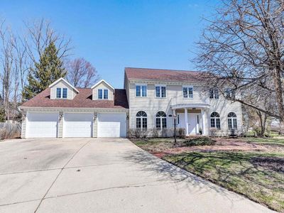 2560 North TRILLIUM CIRCLE, Green Bay, WI, 54313