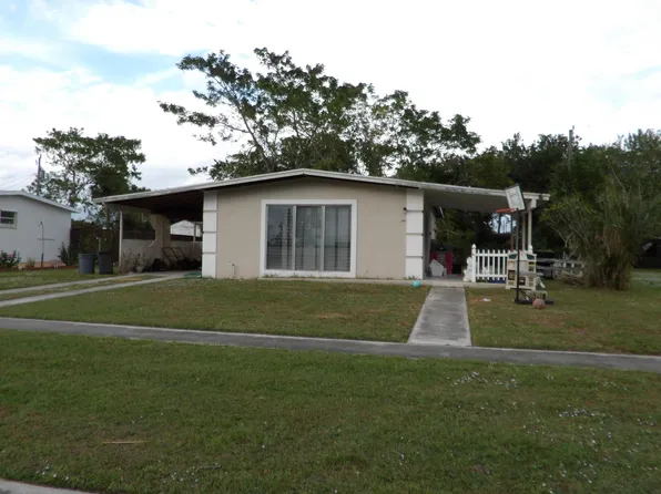 141 SE El Sito Court, Port St Lucie, FL 34983