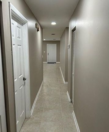5th image of 432 NE 23rd St