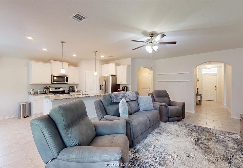 1924 Cartwright St, Bryan, TX 77807 Zillow