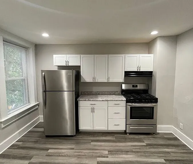 2468.5 Summit St #B — Photo 10