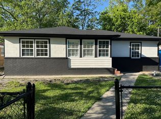 1910 Archer St, Savannah, GA 31405