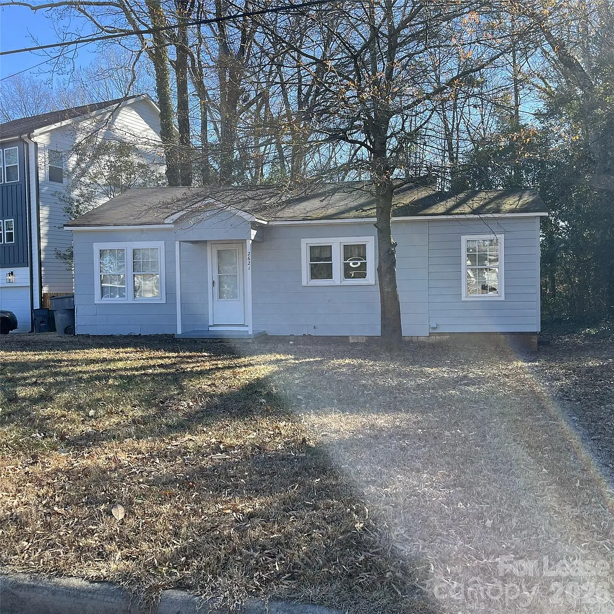 Building Photo - 2621 Dr Carver Rd