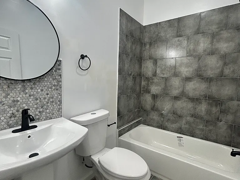 3528 Brookdale Ave — Photo 5