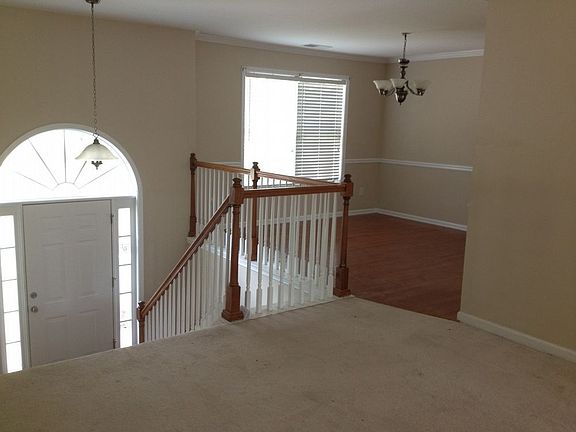 3rd image of 4764 Saint Bernard Dr