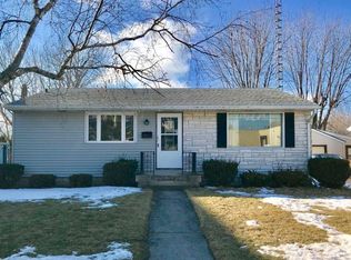 2220 School St, Two Rivers, WI 54241