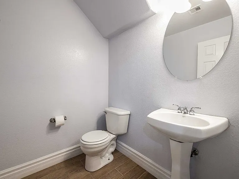 367 Dog Leg Dr — Photo 16