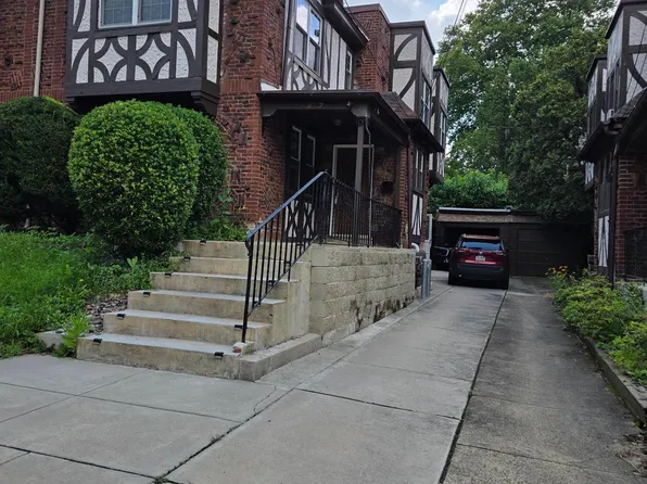 8237 Brookside Rd, Elkins Park, PA 19027