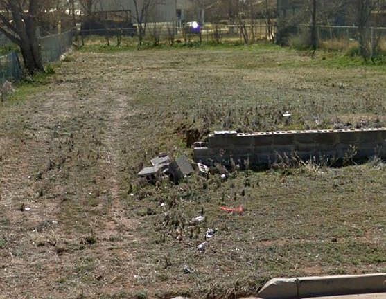 3rd image of 507 W 6th St Lot 1