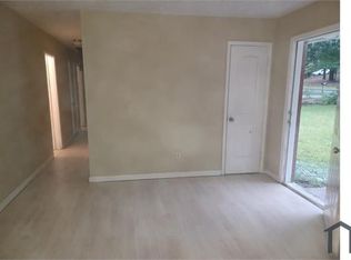 203 N Meade Dr, Peachtree City, GA 30269