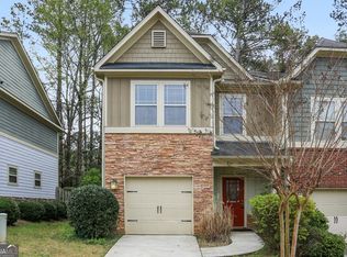 1068 N Village Dr, Decatur, GA 30032