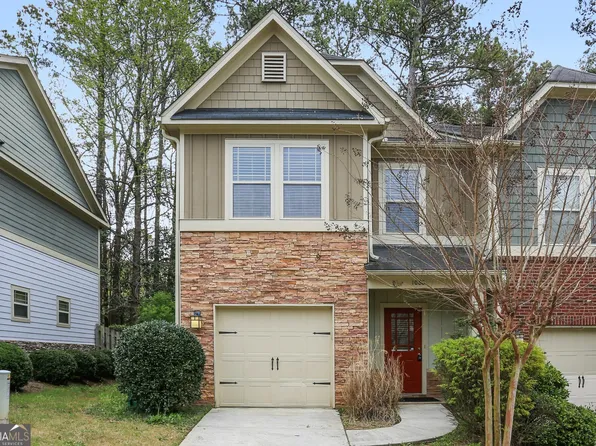 1068 N Village Dr, Decatur, GA 30032