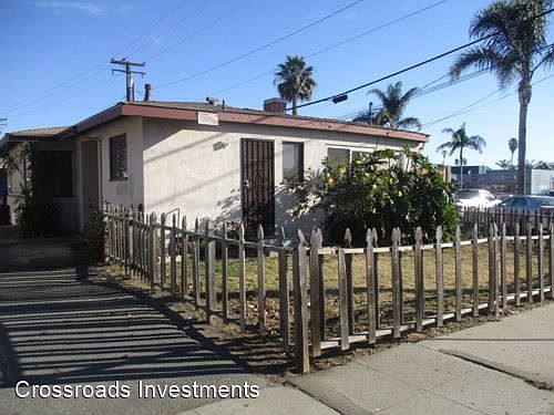 2nd image of 230 S Santa Cruz St