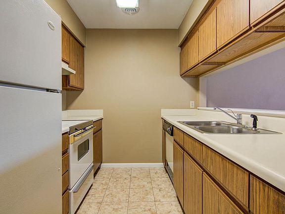 5th image of 3039 Winterberry Dr