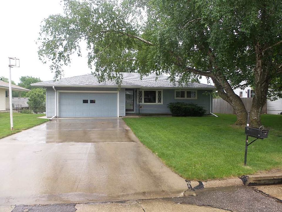 1st image of 2724 Magnolia Ct