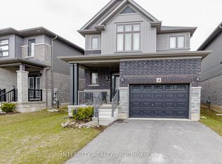 4 Elkington Ln, Brantford, ON N3T 0T5