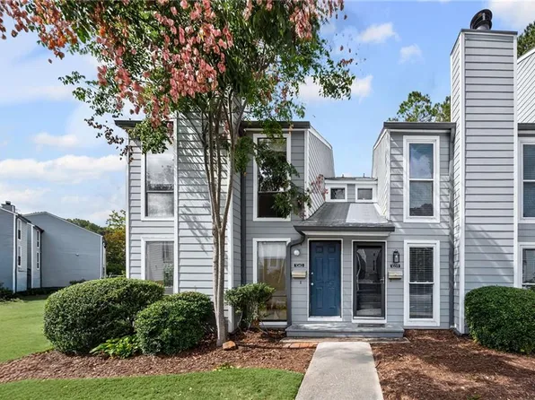 1039 Riverbend Club Dr SE, Atlanta, GA 30339