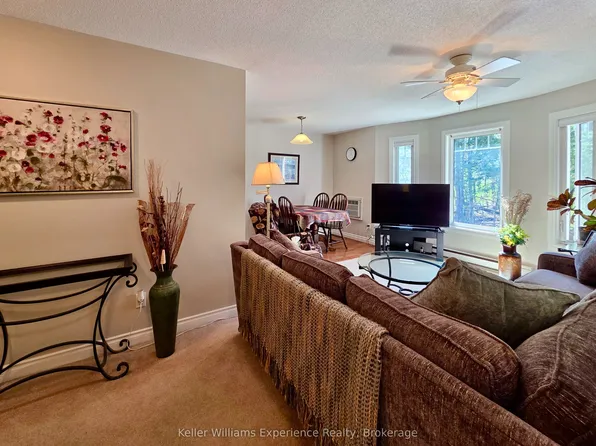 657 Cedar Ln Unit 202-A, Bracebridge, ON P1L 1P1