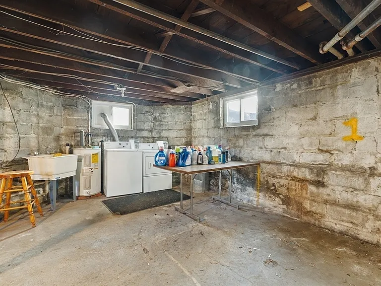 361 Washington St #3 — Photo 12