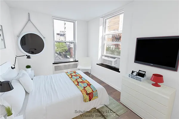 Sold by Schulman Realty LLC | media 10