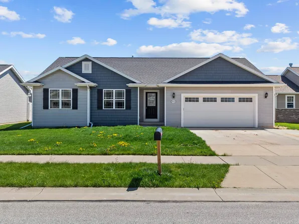 N9028 Lilac Rd, Menasha, WI 54952