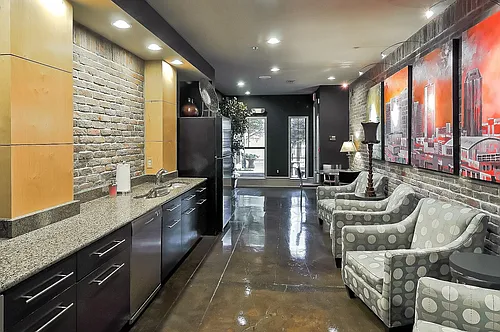 1803 Broadway #313 Photo 1