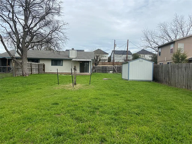 12800 Old San Antonio Rd #A — Photo 33