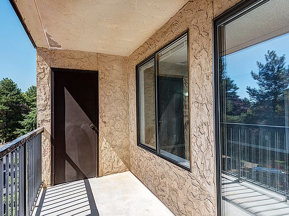 5th image of 12611 NE 145th Pl APT 75H