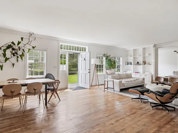 464 Old Stone Hwy, East Hampton, NY 11937