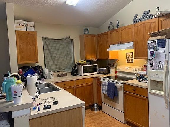 3rd image of 2657 Woods Edge Cir