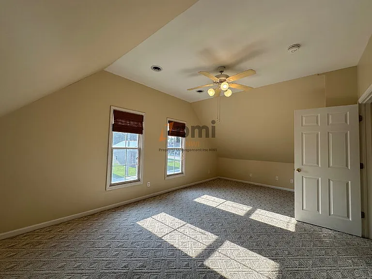 203 Locust St — Photo 13