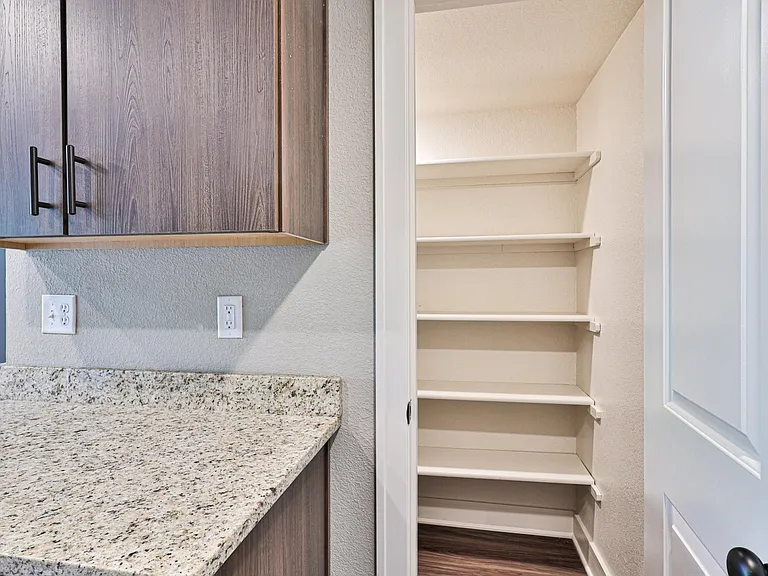 Greystone Townhomes — Photo 14