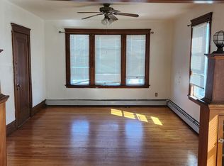 9 View St #2, Worcester, MA 01610