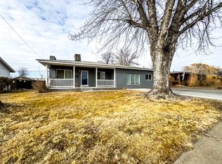 1249 N Chaco Ave, Farmington, NM 87401