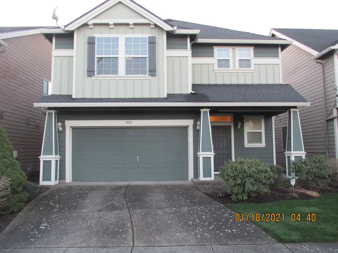 4 Br 2.5 bth + Loft! Large Rooms, 2 car- garage, Neighborhood Park ! Fenced backyard — Photo 1