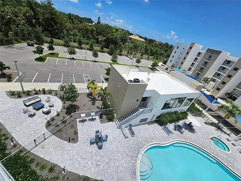 1709 N Tamiami Trl #201 — Photo 31