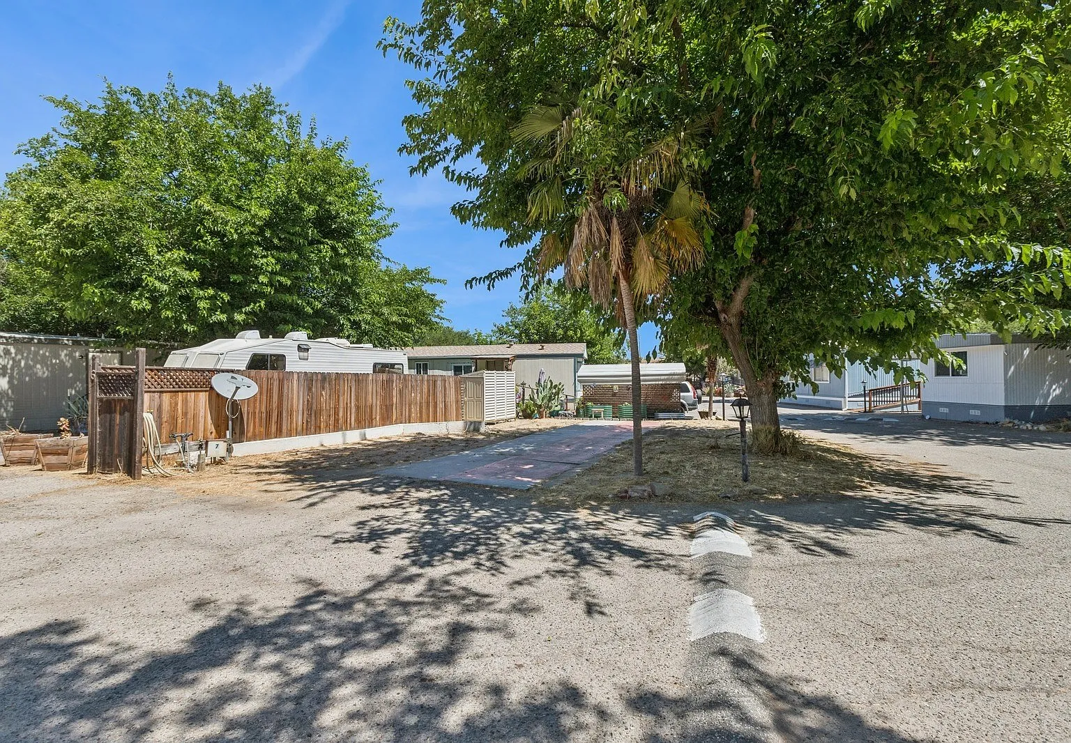 Resthaven Mobile Home Park — Photo 3