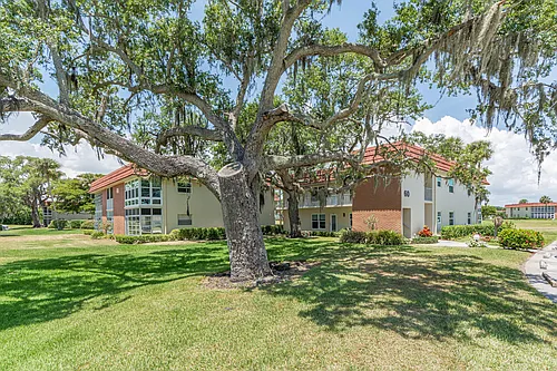 60 Woodland Dr Photo 1