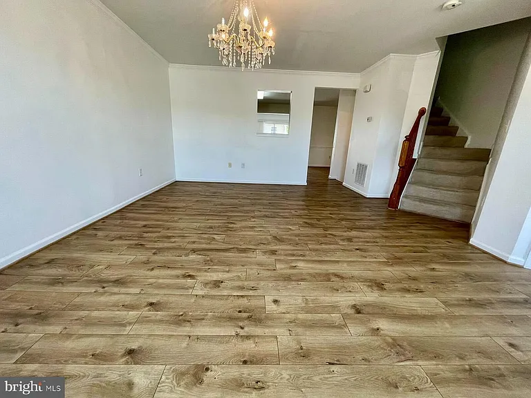 61 Quartz Rd — Photo 4
