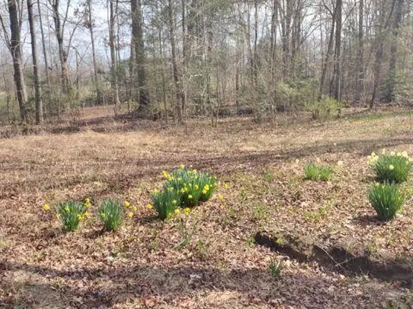 465 Huse Watson Rd, Oakdale, TN 37829