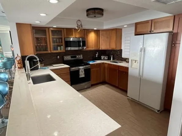 801 S Ocean Drive #907, Fort Pierce, FL 34949