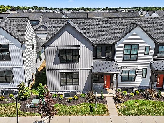 3rd image of 117 Larkin Dr