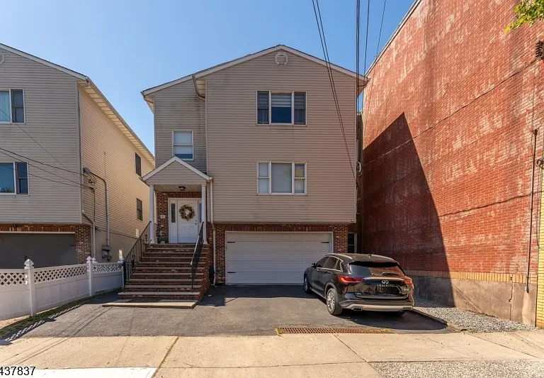 43 Passaic St — Photo 20
