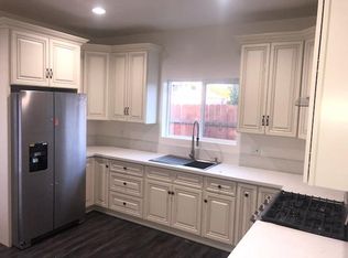 8115 Wakefield Ave, Panorama City, CA 91402