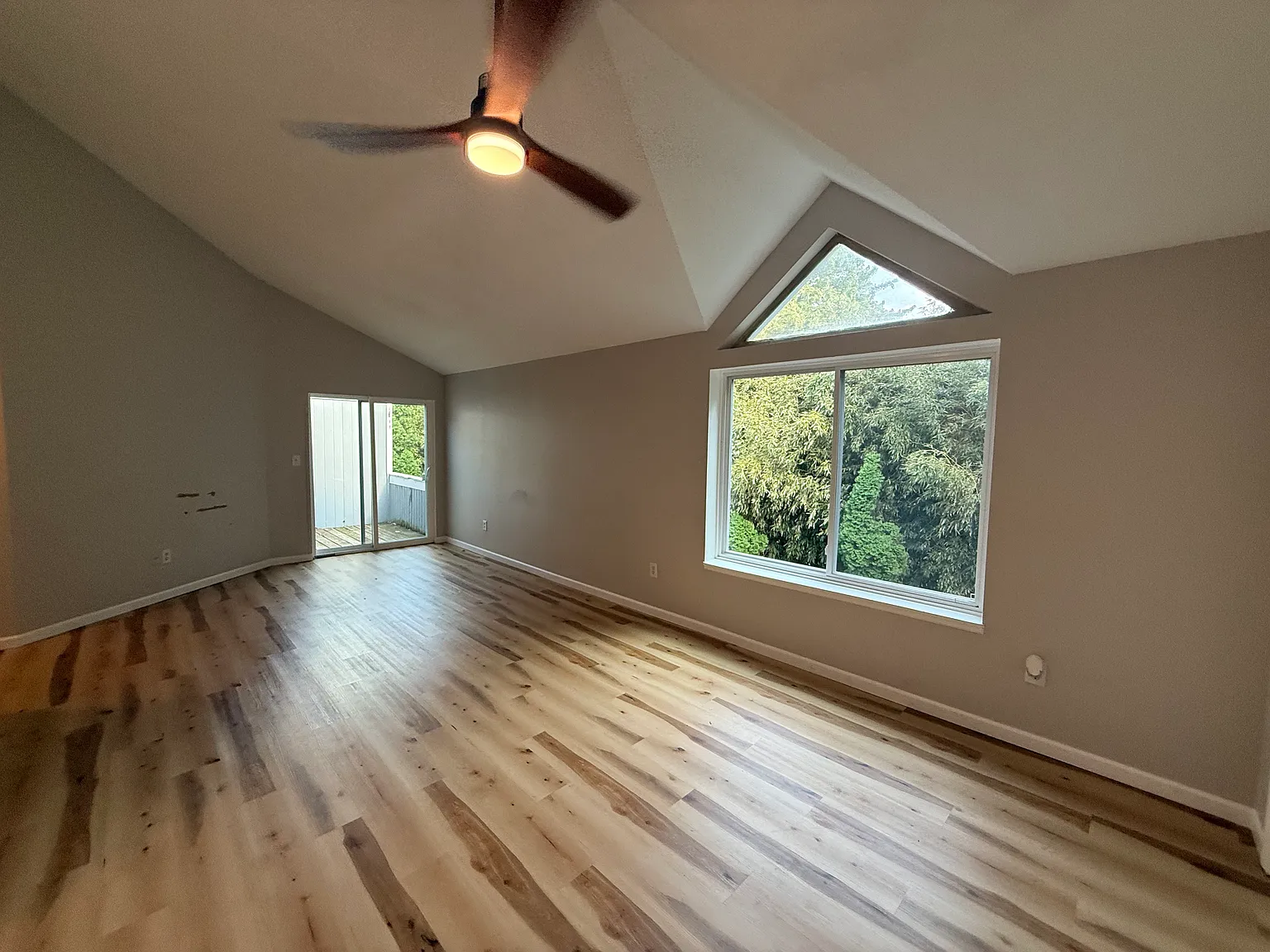 365 New Haven Ave — Photo 3