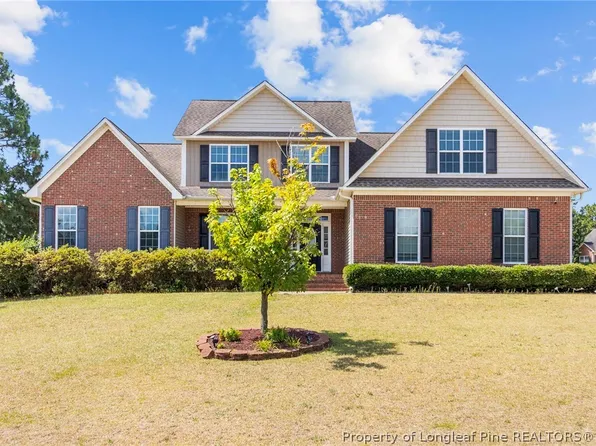 17 Orangewood Ct, Lillington, NC 27546