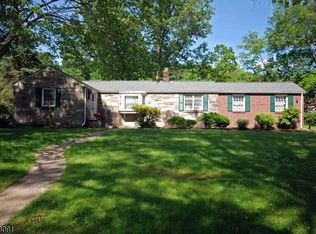 1074 Sky Hill Rd, Bridgewater, NJ 08807